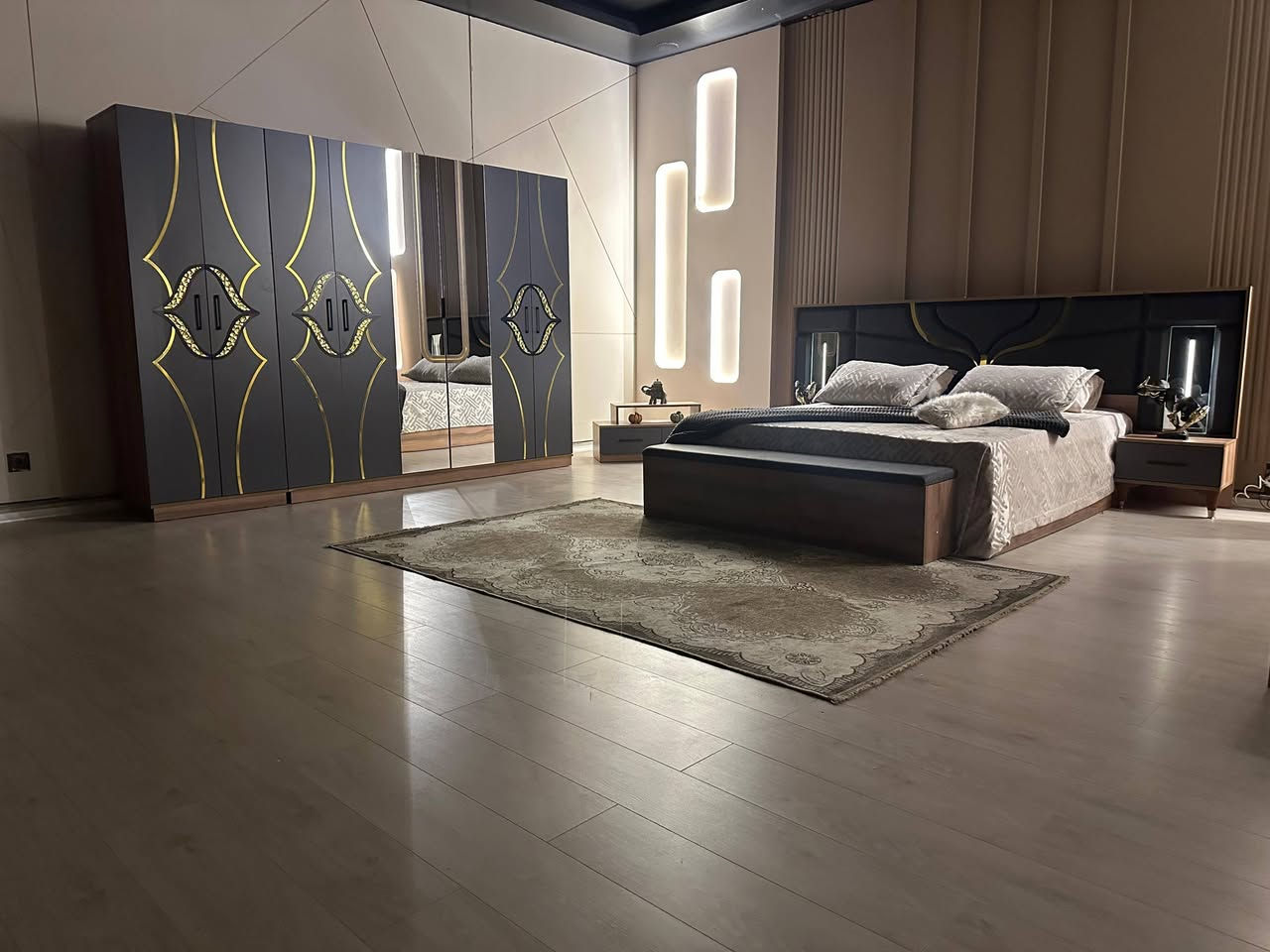 11قطع
للحجز و الاستفسار واتساب ***********
