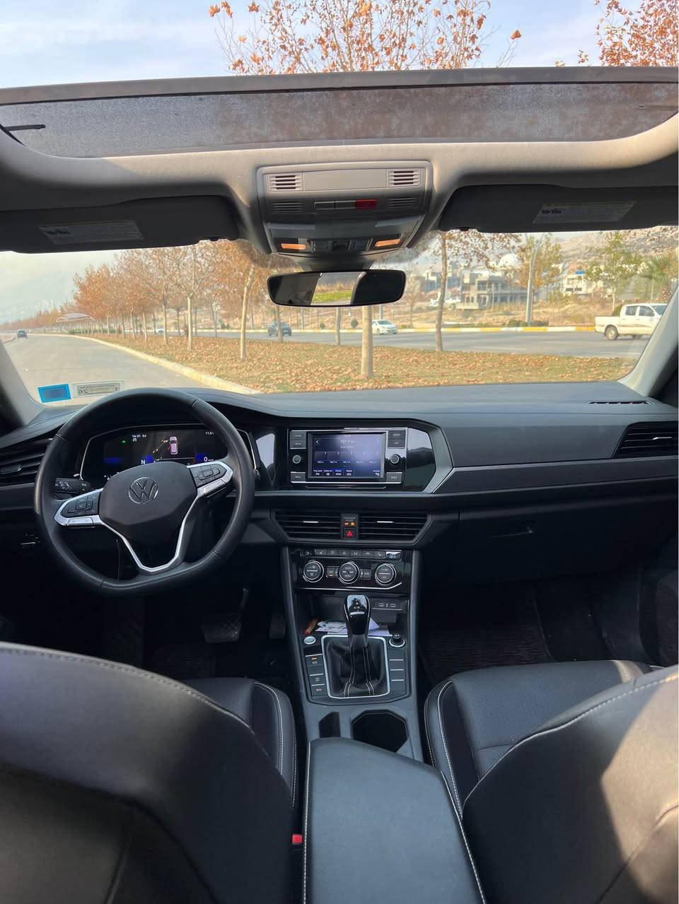 Jetta 2024 Full Full
فولكس واجن جيتا فول فول موصفات 2024
سعر:168$ مجال
لون : ره ش
عداد المساف:31هزار mile
الموصفات : Se Sport
حجم محرك : 15 Turbo
سيارة: سلايت كوشن جلد و هيتر 
تحديد سرعه و رادار و شاشة الكتروني 
بريك كهربائي
بصمه 
شغال
گير ئوتوماتيك
ملاحظة سيارة: قتعه و نيف
داخلي و شاصي هه مي ب شه رت
ئيرباگ: هه مي به شه رت نه ڤه بوين
گير و مه كينه ب شه رت
عنوان سيارة :دهوك
*********** دهوك, العراق
