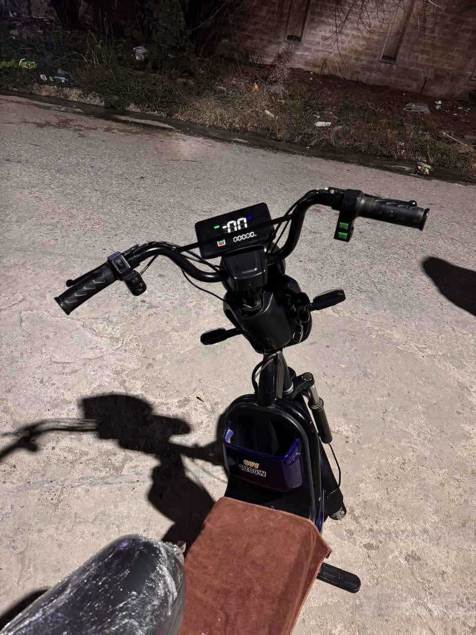 ماطور شحن
حجم 20 
فول مواصفات 
تثبيت سرعه 
أربع سرع 
سويج وبصمه 
شرط عقل وملف وبطاريات 
النظافة 85/100
العنوان الموصل حي القادسية الثانية 
للستفسار ***********
السعر 280 وبي مجال
