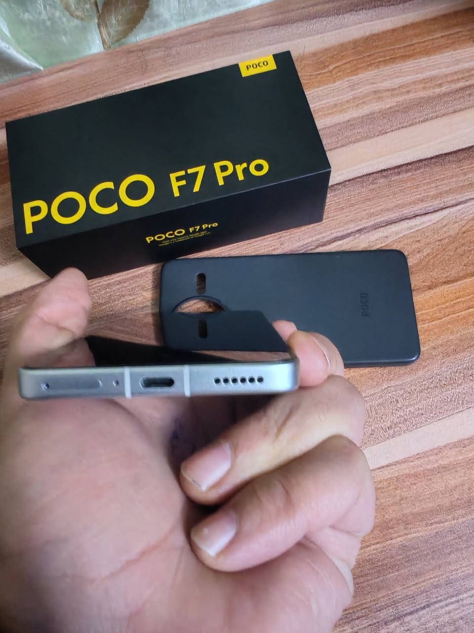 بوكو f7 برو للبيع
ذاكرة 512 +16
رام     12+12

معالج سناب دراغون 8gen 3

بطارية 6000 

شحن 90w 
بوبجي 120 فريم 
كامل ملحقات 
باكيته شاحنه كيبل كفر اصلي لزكه شاشه 

جهاز بحاله الجديد مكفول من كلشي  100%

السعر 520 الف


**إذا كنت صاحب هذا الإعلان وتريد حذفه لأي سبب، رجاءا أرسل رسالة إلى الدعم الفني**