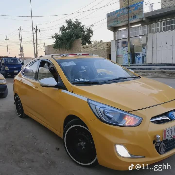 مكلف ب النشر اكسنت موديل 2014 كامله مكمله مانقصهه برغي كبل لشارع رقمهه ديالى مشروع وطني رائعه موجود مكان السياره ديوانيه رقم صاحب السياره ***********
