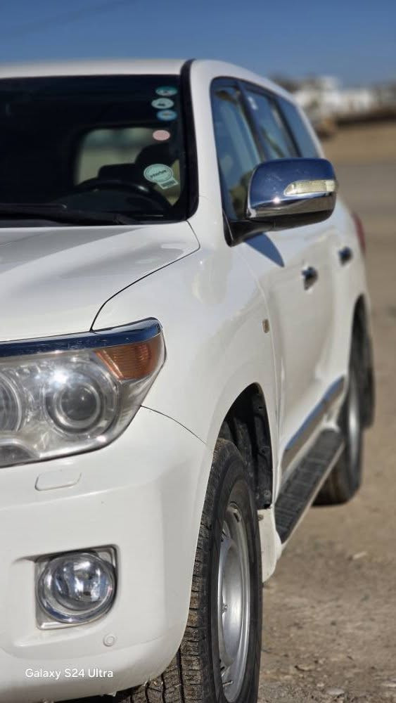 وەنەوشە 2008 فول عادی بێ بۆیاخ تەنها ساردی هەیە رەسمی سۆنەرەکەم داناوە  ، مەکینەی کراوەتەوە بەڵام بێ دووکەڵ و بێ سەرف  سەیارەیەکی جوان و رێکە رەقەم هەولێرە ، سەنەوی تازەیە تاکو مانگی 8 ،2030

جكسارة 2008فول عادي بدون صبغ اشويه بي بارد محرك مفتوح بس بدون صرف بخار سياره حلوه جاهزه سنويه جديد لحد 2030

***********
*********** أربيل, العراق
