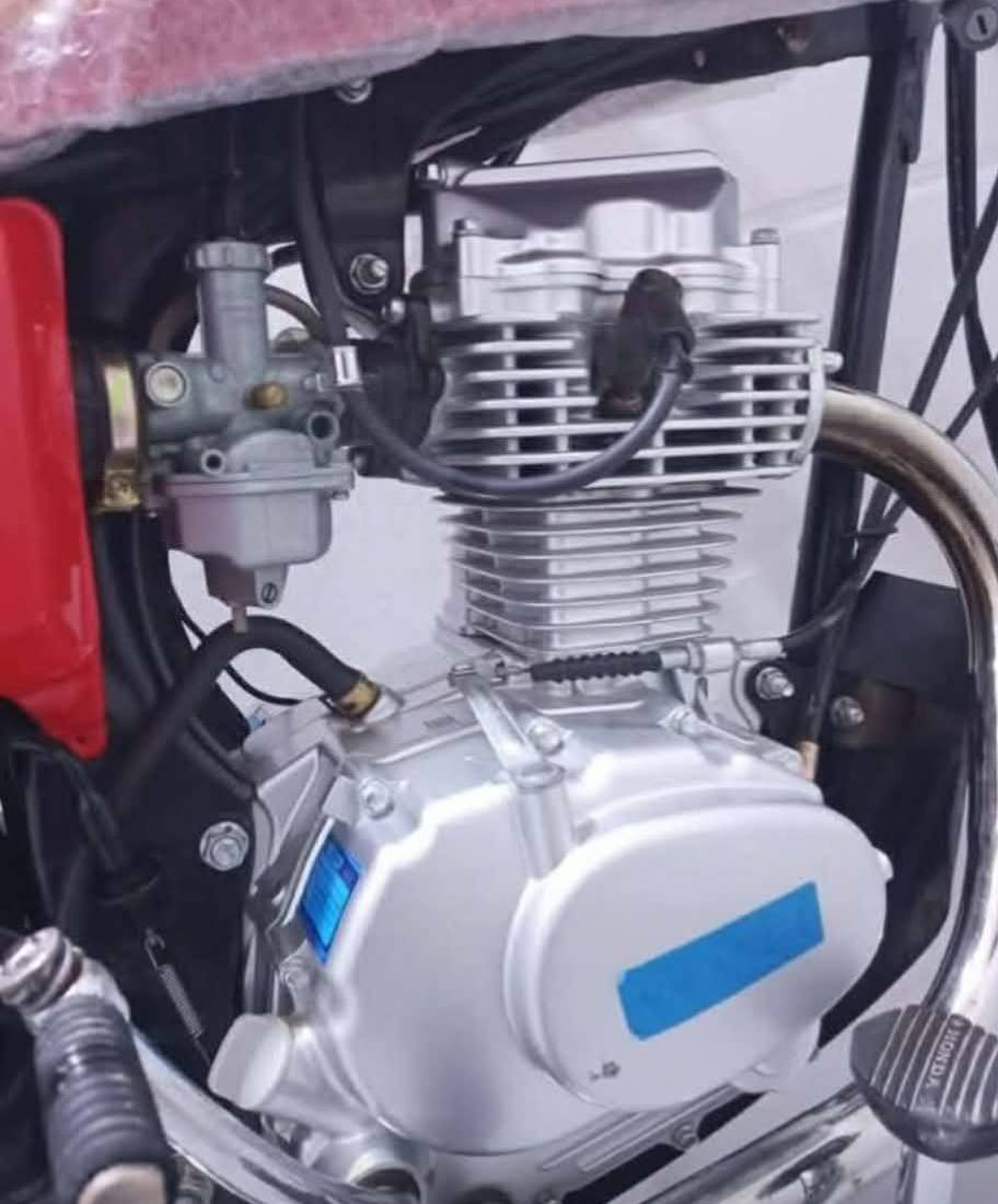 سلام عليكم دراجة نامة شلامجة مديل 23 و طالعة 24 كفالة عامة هاذة رقم ***********
