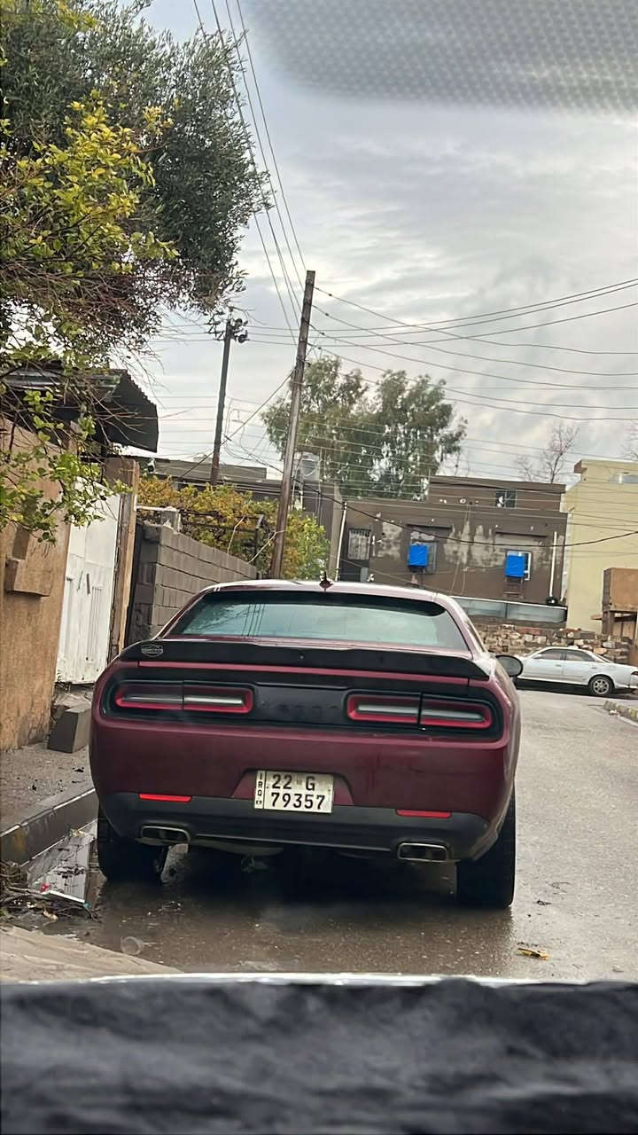 جالنجر 2020 ضرر 3 قطع صبغ وبيها دواخل شي قليل رقم شمالي سعرها 145 وبيها مجال
***********
