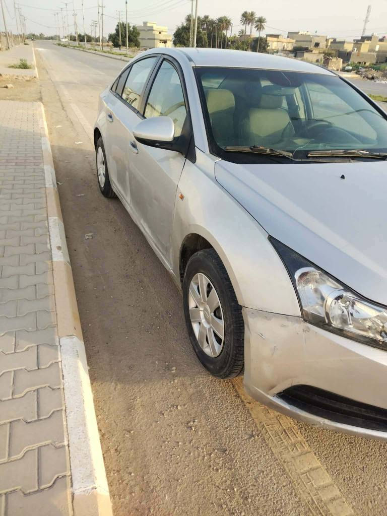 السلام عليكم
للبيع شوفرليت دايو لاستي
موديل 2009
قطعتين صبغ بيها
مكينه وكير كورلا بيكاتشو 1800
السياره خير من الله وجاهزه
صدر وكهربائيات دواخل تايرات بس تبريد نقص راديتر موزينه
راعيها الشرعي بكربلاء  تحويل باي وقت
السعر 43 وبيها مجال للشراي
استفسار أكثر اتصل ع الرقم *********** ممكلف دهل اوران, واسط
