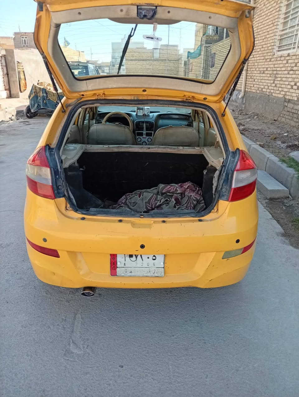 السلام عليكم شيري موديل 14 مكينه وگير كورلا 1600 كهربائيات كلها شغاله حداديه جديده تخم تاير جديد السياره جاهزه من كلشي ماعدا التبريد السنويه ل 29 مصفر هيئه سعرها 30 والشراي يتصل غير متواجد على الفيس ‭***********
