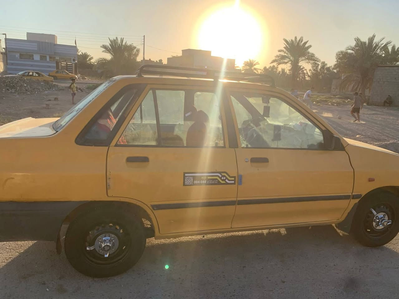 زياره موديل 13 جير مكينه كامل تبريد شغال تصوير هيئه وغرامه راعيها موجوده ببغداد جديده واقفه وياه على السياره اريدها ب 28.      ***********

