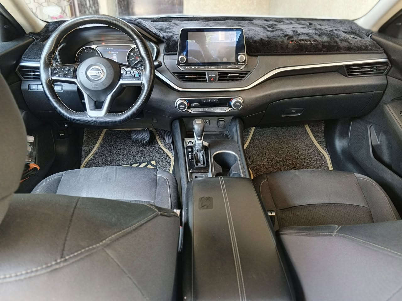 السلام عليكم
نيسان التيما Sv
موديل : 2019
السعر :150وبيها مجال
حجم المحرك : 2.5L ( 4,سلندر )
‏‎بصمة ابواب
‏‎بصمة تشغيل
تشغيل عن بعد : Remote Start
‏‎شاشة كار بلي
هاند بريك بصمة
اوتو ستارت : Auto Stard
اوتو بريك : Auto Stop‎
رادار امامي (تحديد مسار)
‏‎رادار جانبي (نقاط عمياء)
‏‎رادار خلفي (التحذير من الاصطدام)
‏‎حساسات امامي
‏‎حساسات خلفي
نظام : Sport
تحكم ستيرن
تدفئة كشنات
لايتات ليد وعدسة زينون
نظام خرائط GPS
وبعد هواية مواصفات …
وارد امريكي حادثها جاملغ امامي فقط
كفالة شواصي ولغود
‏‎تفاصيل اكثر الاتصال ***********
