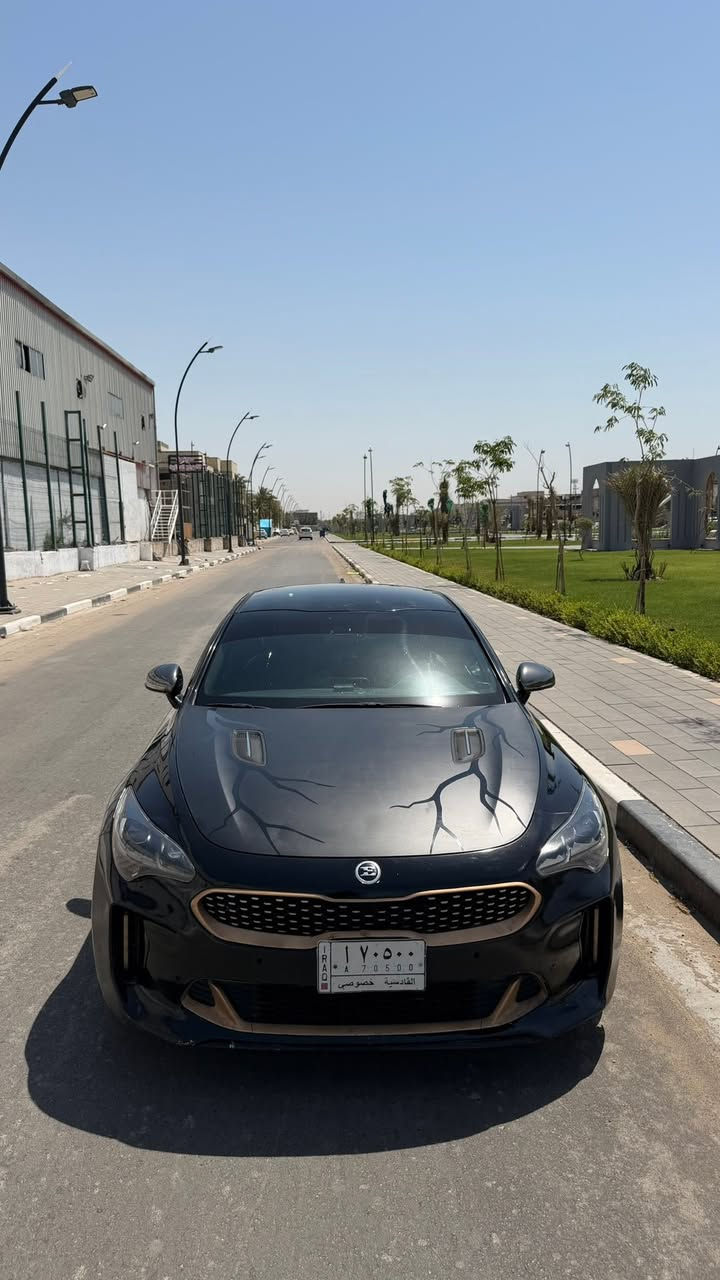 كيا ستنكر 2020 Gt Line وارد امريكي حادثها بسيط طخات وراجعات نفسهم وصار بيه بلعراق بابتين نفس الصفحة واحد تبديل وثاني نفسة (صبغ صفحة ) حادثها مرفق بلمنشور 

محرك 4 سلندر توربو 

مواصفات Gt Line معروفه السياره عليها اضافات وادامه كامله ومنضومة لد داخل السياره 24 مود عليها شوتة Kn وعطاس تيربو سياره متعوب عليها جاهزة من كلشي 

كفاله كير محرك شرط لوكاله

السعر 110 وبيه مجال 
ملاحضة رقم معوقين باقيله اقل 9 اشهر 
الرقم ***********
واتساب هنا ***********
