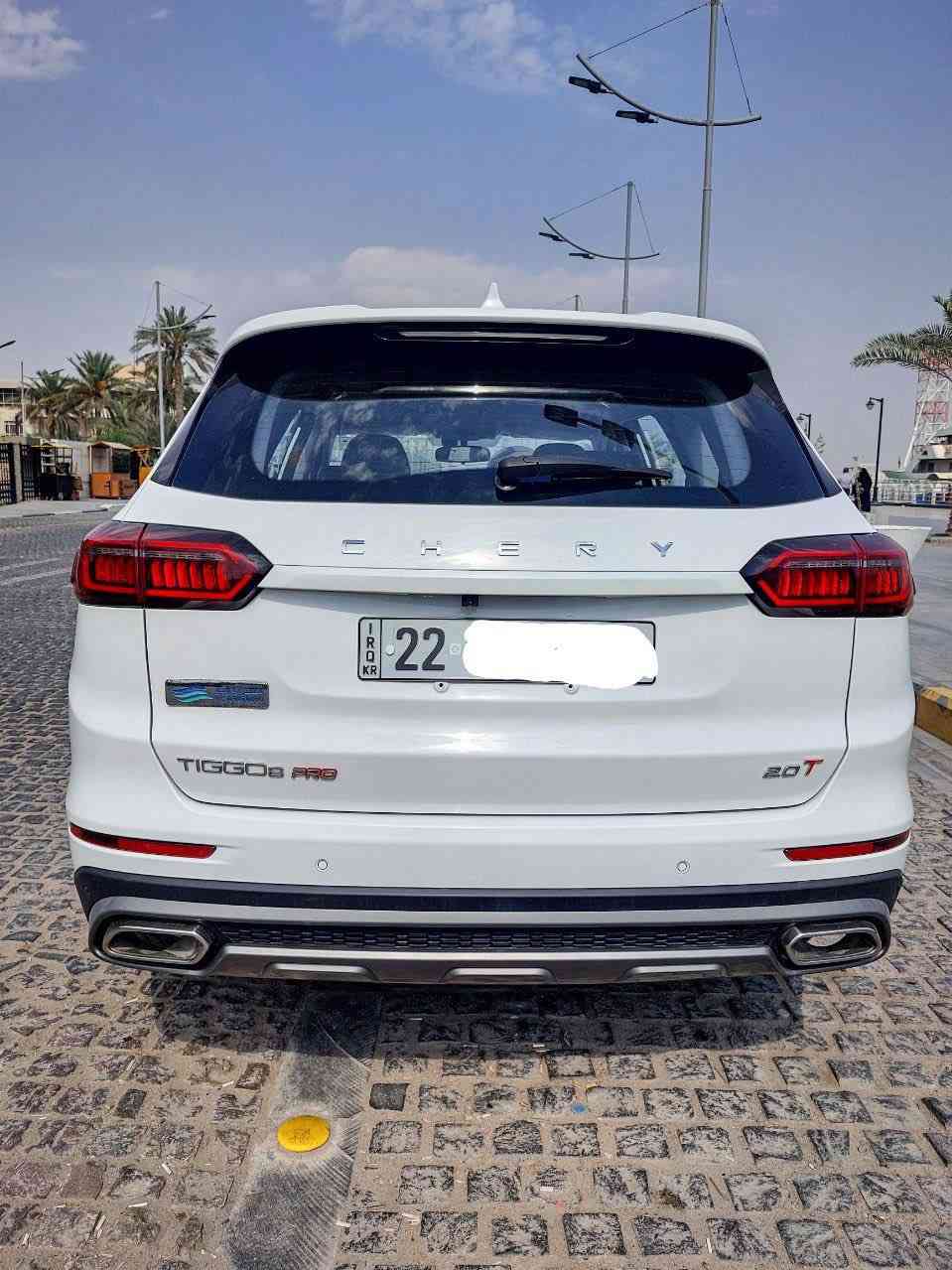 السلام عليكم
شيري تيكو 8 برو 
الموديل :  2022
المحرك : 2000 تيربو 
العداد   :  51  الف بعدها ع وضع الشركة السيارة حره
اللون.    : ابيض
الرقم.    : اربيل باسمي مكان السيارة بصرة   

المواصفات : فول فول 1/1 كفاله عامة       7 راكب 
*تشغيل عن بعد (يعني انت وكاعد بالبيت تشغل السياره والتبريد)
* سحب امامي
* فتحه سقف ( بانوراما )
* مصابيح امامية مع LED . 
* كشافات ضباب بروجكترات LED . 
* صندوق كهربائي . 
* بلوتوث تلفون .
* محدد سرعة . 
* حساسات امامي + خلفي .
* كاميرا خلفية + اماميه + 3D
* مقاعد جلد . 
* الضمان من الشركه 6 سنوات  .
*تبريد لمس .
* مقعد السائق كهرباء .
* ⁠وبعد هوايه مواصفات بيه 
* السيارة مكفولة كفاله عامه لاصبغ ولا تبديل على وضع الشركه .
| علما أن السياره بأسمي وسنويه جديده
الأرضية جلد حتى الدوسات تغليف نايلون 
العنوان البصرة  
تلفون : ***********
السعر 173 وبيه مجال قليل
