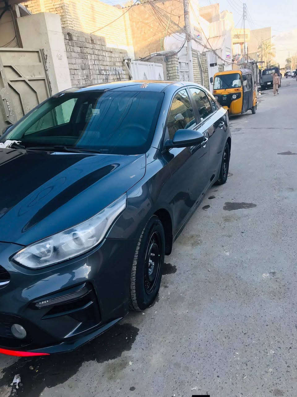 السلام عليكم
كيا فورتي 2020 للبيع
مكينه 2000 دوش مكفول
صدر مكفول
تبريدهه ثلج
السيارة مابيهه لا صبغ ولا تبديل فقط دعاميه امامي
السيارة جاهزة من كلشي
باسمي تحويل ثاني يوم
مكانهه بغداد  مدينه الصدر 
للاستفسار الاتصال ***********
السعر المطلوب 138ورقه وبيهه مجال قليل
