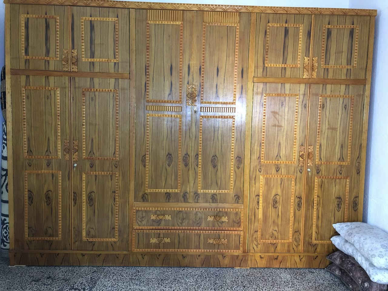 قنصور نضيف ميه عل ميه خمسه ملين السعر  ٤٥٠مستعجل البيع اليجي شراي اوجبو ***********
