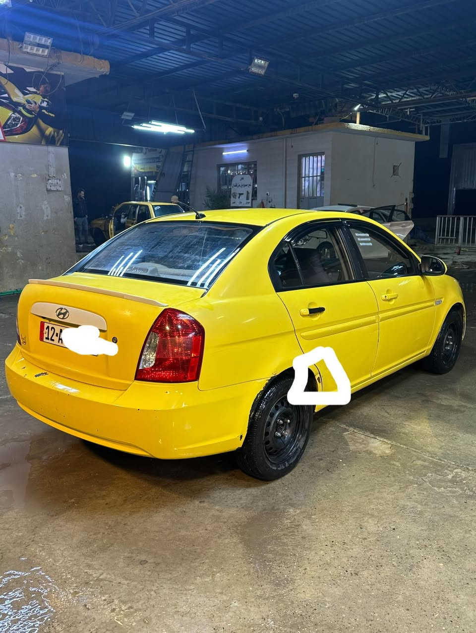 السلام عليكم اكسنت تكسي موديل 2010
رقم جديد 
كابون 
ملاحضات موضحه
***********
 
***********
