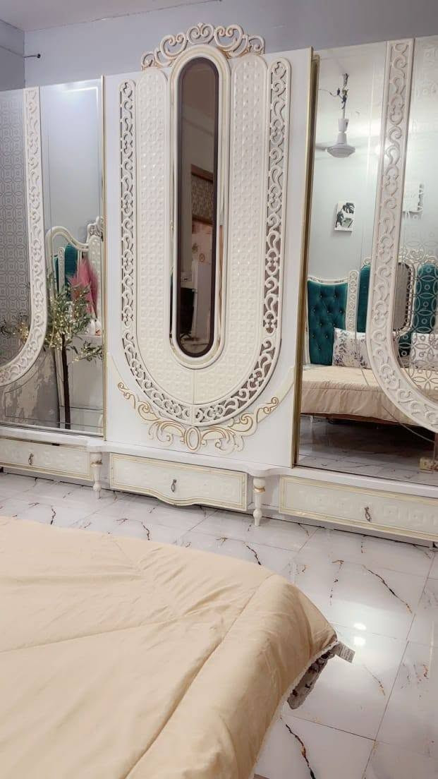 غرفه تركي مستخدمه قليل ريدهاب 350
***********
