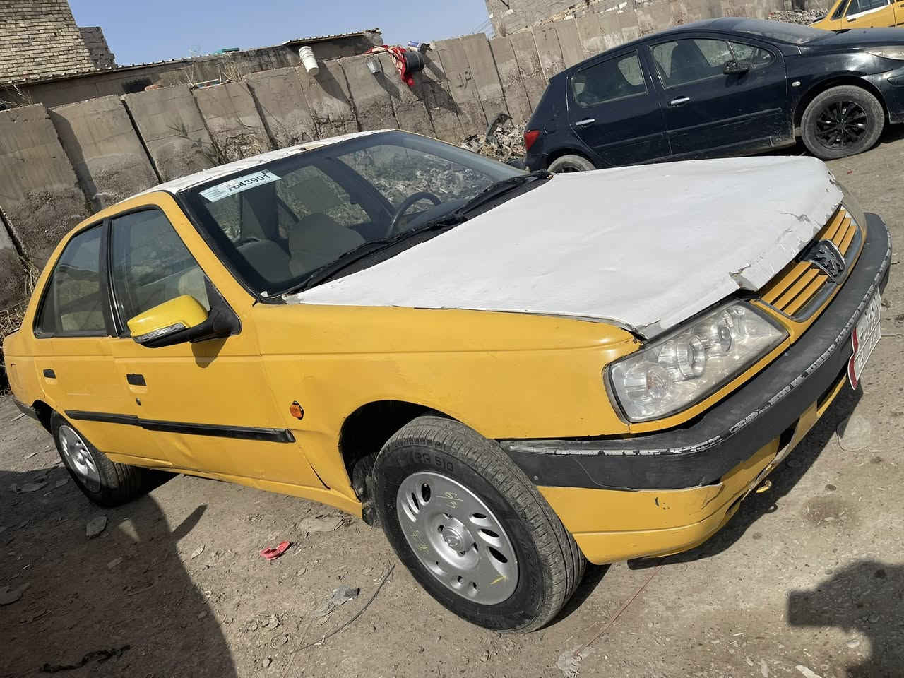 سلام عليكم بيجو جي ال اكس موديل ١٢ كير مكينه مكفولات تخم تاير نضيف دوشمه نضيفه سنويه لل٢٤مشروع وطني بدون تحويل رايده ب١٢ وبيها مجال شي قليل مكاني بغداد ***********
