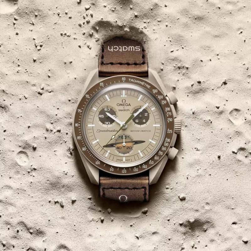 ساعة من ماركة اومكا Omega x Swatch MoonSwatch وارد اوربي
تحفة فنية

تصميم مستوحى من سطح القمر والأرض

مكينة كوارتز ناعمة ستوبوج (جميع السناتر شغاله)

المينا رمادية محببة تعكس شكل التضاريس القمرية

فول لامينوس ارقام واميال

مؤشر مراحل الأرض شغال يظهر الأرض بألوان خاصة والمحيطات تتوهج تحت ضوء UV

مؤشر مراحل القمر شغال 

هيكل من مادة Bioceramic (خليط بين السيراميك والبلاستيك الحيوي)

 سير قماش VELCRO مختم

زجاج معدني مقبب ضد الخدش

مقاومة ماء وغبار 

السعر 35الف مع توصيل والملحقات


**إذا كنت صاحب هذا الإعلان وتريد حذفه لأي سبب، رجاءا أرسل رسالة إلى الدعم الفني**