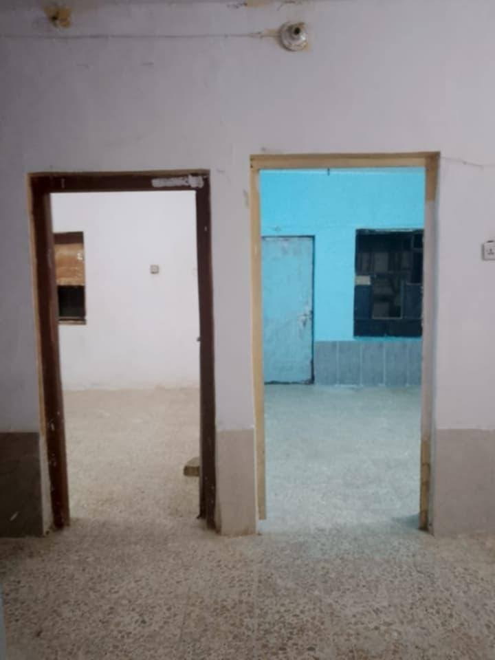 بيت للبيع – السيناوية
📍 الموقع: السيناوية، قريب من مدرسة صفي الدين
📐 المساحة: 120 م²
💰 السعر: 50 مليون (قابل للتفاوض)
يتكون البيت من:
غرفتين نوم
مطبخ
ديوانية
حمام داخلي
حمام خارجي
📞 للاستفسار: ***********
