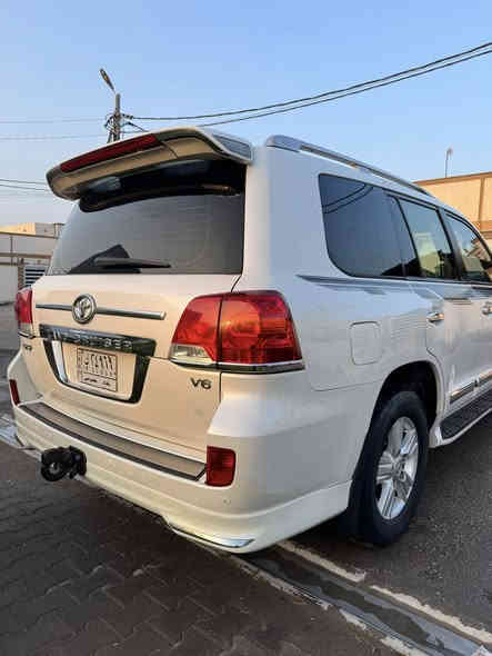 الهم صلي على محمد وعلى ال محمد ￼
سلام عليكم لاندكروز مديل2014 فول مواصفات سياره جديده بمعنه الكلمه ستخدام شخصي مال جناي مكينه وكير وحداديه مكفولات فول مواصفات 1ع1 
الباب الخلفي مرخه براغيه بدون تبديل بدون فتح فقط مرخه 🚘العنوان النجف الأشرف  
السعر 365 وبيه مجال بسيط حق الجيه موبايل 📱 ***********@
