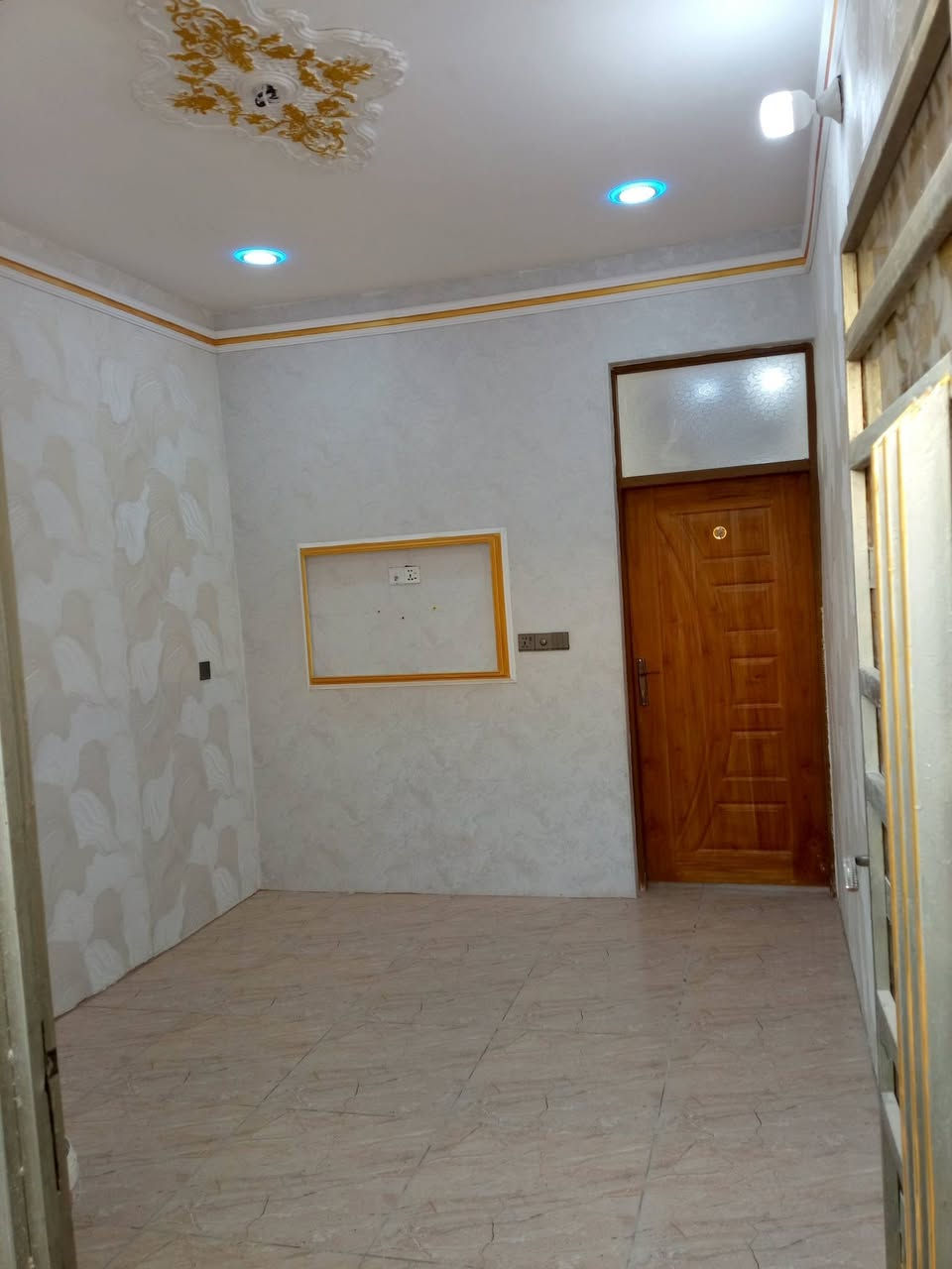 بيت للبيع مساحه 50متر طابق واحد فرع مقابل مكتب حميد العويني ‏‪***********‬‏
