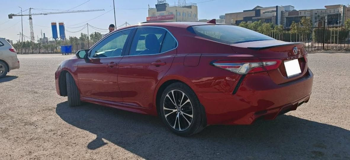للبيع كامري SE Plus 2019 بلس ✅
وارد كندي 
رقم اربيل (السنوية مانافذة)
المحرك 2500 
عداد المسافة 87 MI 
المواصفات :
-فتحة وبصمة
-نقاط عمياء
-شحن لاسلكي
- شاشة كبيرة وكاميرا دوارة 
- كشنات جلد 
- رادار امامي وخلفي 
-تحديد مسار
- كشن كهرباء 
- بريك ذاتي 
-تدفئة كشنات 

السيارة داخلة كلين و هنا بالعراق صار بيها 3 مكانات بارد فقط وبدون صبغ
المكان الديوانية
السعر 185$ ورقة  
***********
***********
