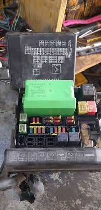 قواعد فيوزات • لانسر • حاوية لوك