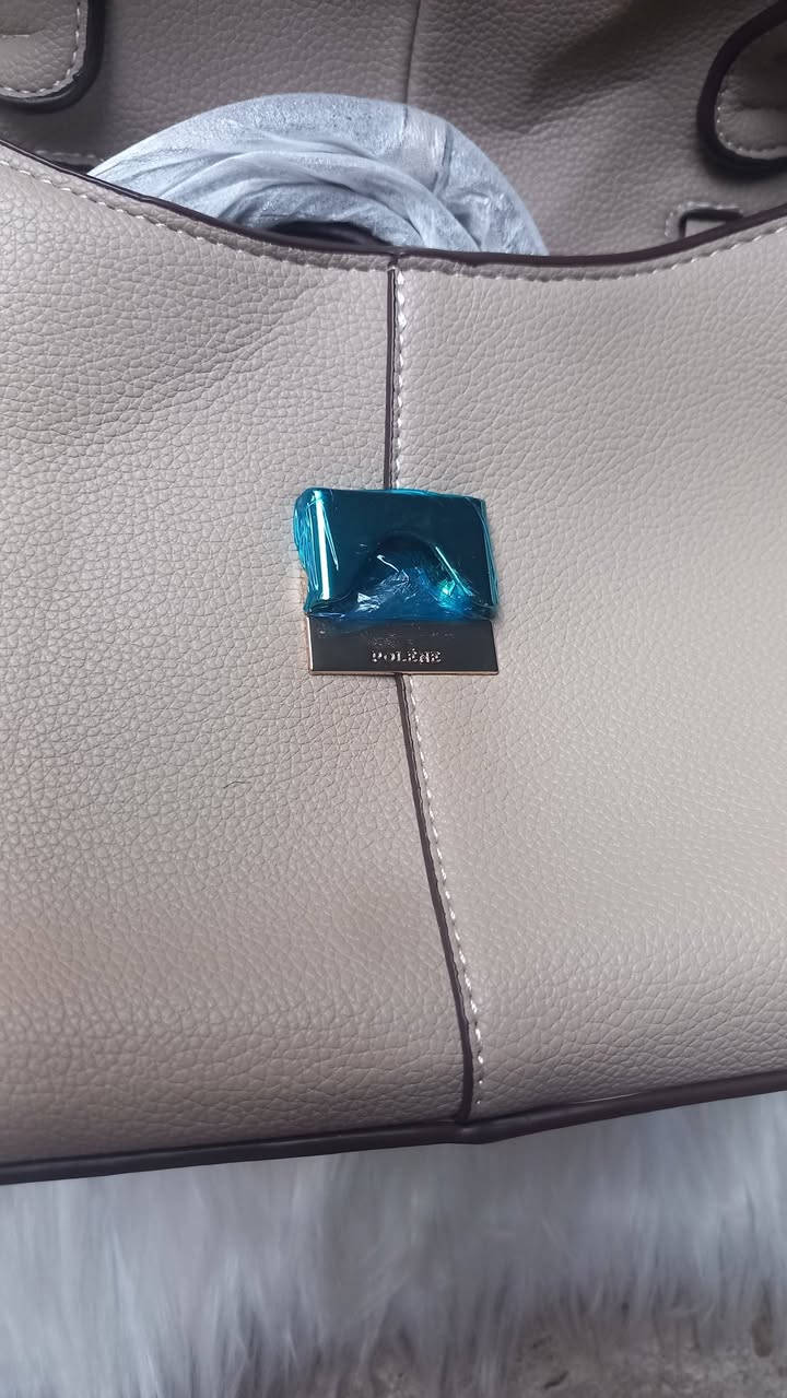 ماركة بولين
جديد غير مستخدم 
سعرها ٢٠ مع التوصيل 
باله جنط اوربيه


**إذا كنت صاحب هذا الإعلان وتريد حذفه لأي سبب، رجاءا أرسل رسالة إلى الدعم الفني**