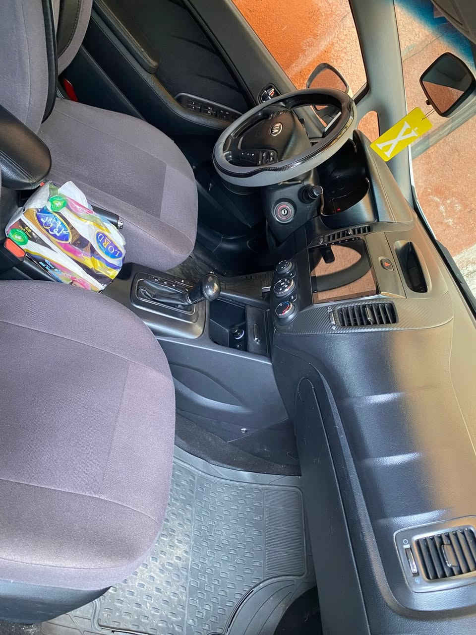 السلام عليكم سيراتو خليجي 2014
محركه 1600
1-فتحه سقف 
2-تحكم ستيرن
3-لد حاجب امامي خلفي 
سياره خير من الله مابيه صبغ السياره فقط بارد  السعر 127وبيها مجال جدا بسيط ترهم مراوس حسب القناعه مكان السياره الشعب شارع الصحه  
سيد غسان ***********
+964 783 311 7181
