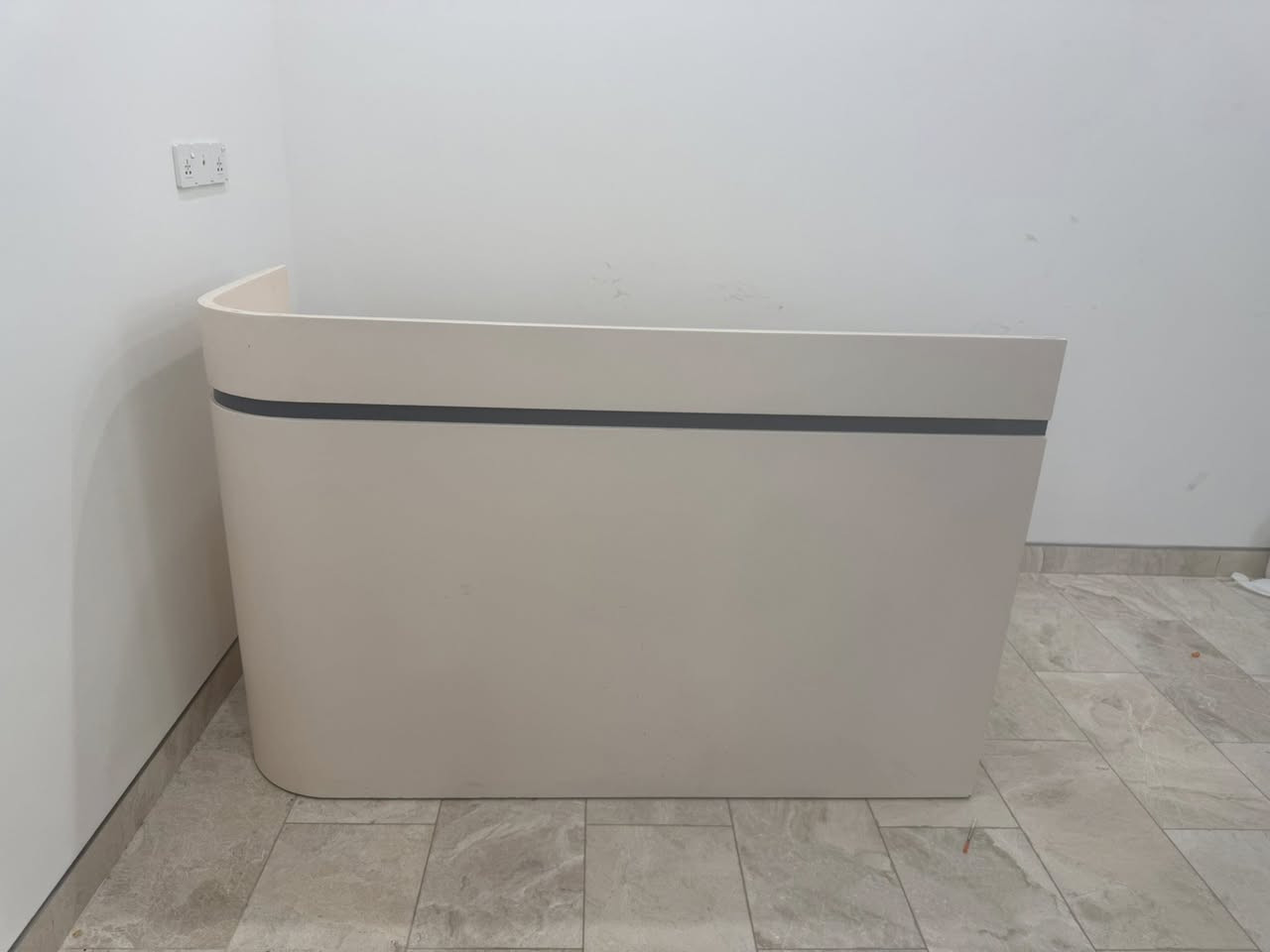 للبيع ميز رسبشن طول ٤ متر 
قطعة سبلت كنتوري داخلية 
لوكر مجرات 
غراض كلها نظيفة شبه جديد . مكان بغداد المنصور شارع الاميرات .


**إذا كنت صاحب هذا الإعلان وتريد حذفه لأي سبب، رجاءا أرسل رسالة إلى الدعم الفني**