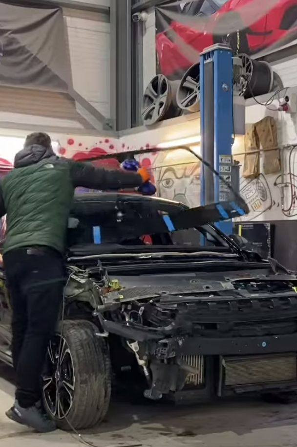 السلام عليكم
عرض خاص طوال ايام الشهر تركيب وبيع 

زجاج السيارات الحديثه و القديمه بااسعار مناسبه تعبان من الازدحامات  والدنيا حاره مالك خلك باب بيتك يوجد لدينا خدمه توصيل الو موقعك   +تبديل جام جميع انواع السيارات+جام امامي وخلفي وأبواب اصلي +تبديل جام الدرع كافة الانواع 🚙🚘🚗🚖🚕🚔 
العنوان  (مقبيل حمام مدينه الصدر  _جوه كوفي زورائي)
 الإدارة :: احمد الدراجي 
للاستفسار ::***********
***********

متواجد خاص او واتساب
