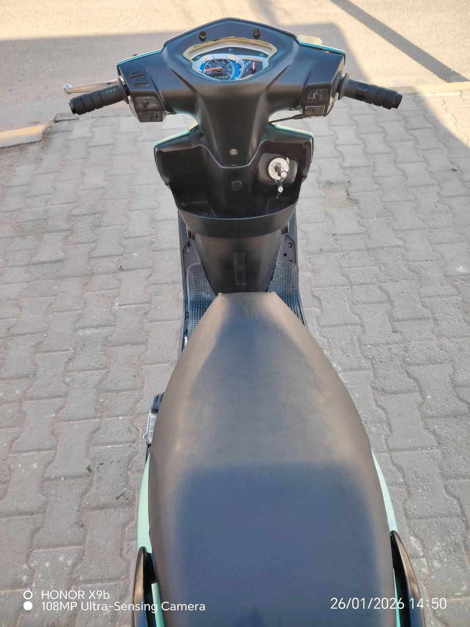 ماكس نحله ياباني برغي مامفتوح بيهه شلعه معدل *********** سلف لايتات كلهه شغاله احلى من الصور سعرهه 350 بيه مجال
