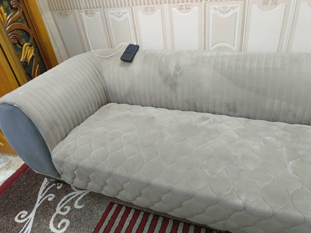 للبيع تخم قتفتين نفس الحجم للاستفسار عل رقم الهاتف *********** كربلاء, العراق
