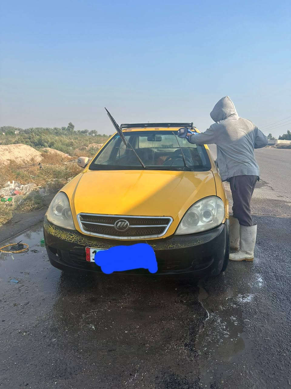 سلام عليكم سياره ليفان ٥٢٠ للبيع كير محرك مكفولات تبريد شغال نقص غاز مصفره غرامات وهيئه موديل
٢٠٠٩ باسمي بغداد صدرها نص عمر تخم تاير سبير سياره جاهزه كبل للشارع السعر ٢٥ وبيها مجال العنوان المحموديه ناحيه الرشيد  للاتصال ***********
