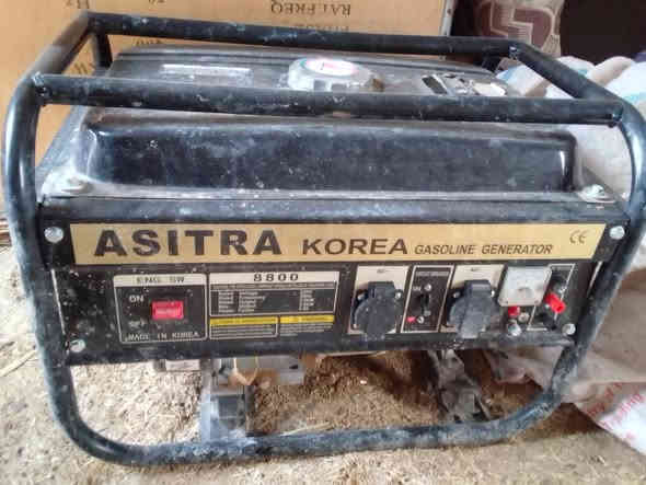 اسلام عليكم يوجد موطورات سكن و كهرباء للبيع الكه‍ربائي جديد وسكن  هم  نظيف السعر ع الاتصال *********** ملاحظه مكان اسديره وسطى او مراوس موطور جديد
