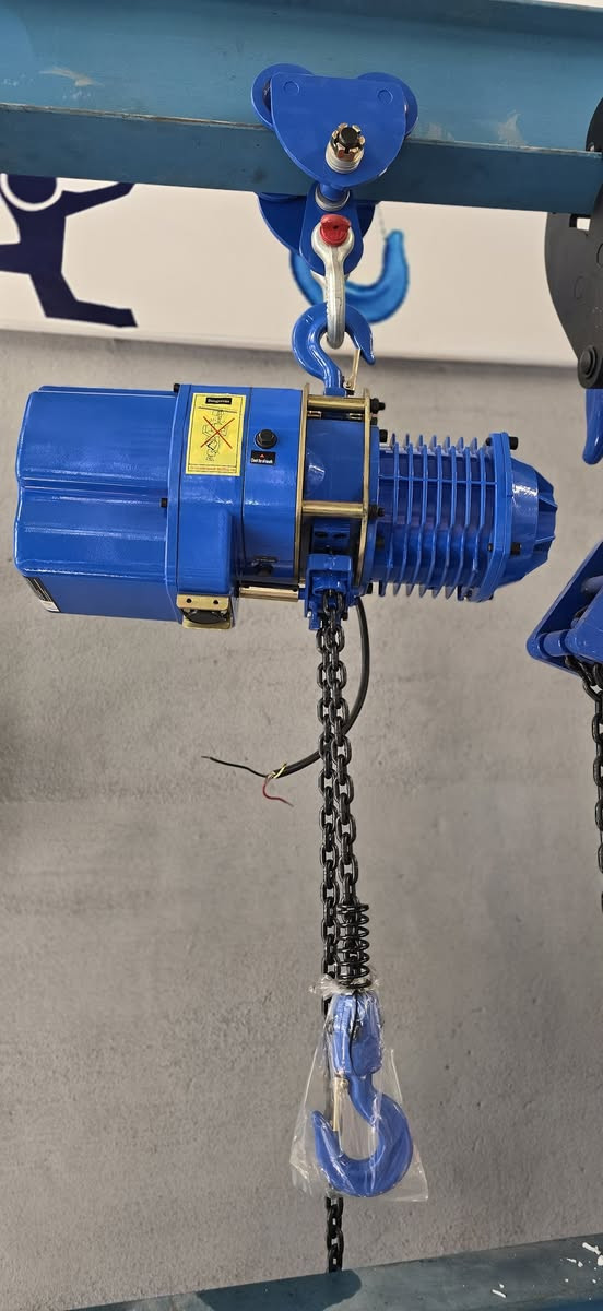 وصول مواد جديدة ذو جودة عالية
جملة و مفرد
شركة مختصة ببيع و تجهيز المحلات والشركات
محلات تبديل زيوت
محلات البنجر
محلات الغسل
كرينات جسرية
رافعات مقصية
رافعات سلة
كاصوصات كهربائية تحكم عن بعد
للطلب والاستفسار يرجی التواصل علی بريد الصفحة او التواصل مع الارقام التالية
***********
***********
اوقات الاتصال 10صباحآ الی 5مساءآ
باقي الاوقات مراسلة الصفحة
العنوان اربيل صناعة شمالية خلف فاملي مول
کاڵای نوێ بەردەستە بەتاك و کۆ
ئامادەین بۆ دابینکردنی هەموو جۆرە ئامێرێکی
فیتەری
ڕوون گۆڕین
پەنچەری
غەسل
کرێن و ڕافیعەی مەخزەنی
بەرزکەرەوەی کارەبایی
ئەشیای کارەبایی
بۆ داواکردن
***********
***********
ناونیشان هەولێر پیشەسازی باکوور پشت فاملی مۆڵ
