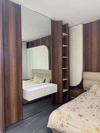 غرفة نوم • مشدودة • معرض اثاث