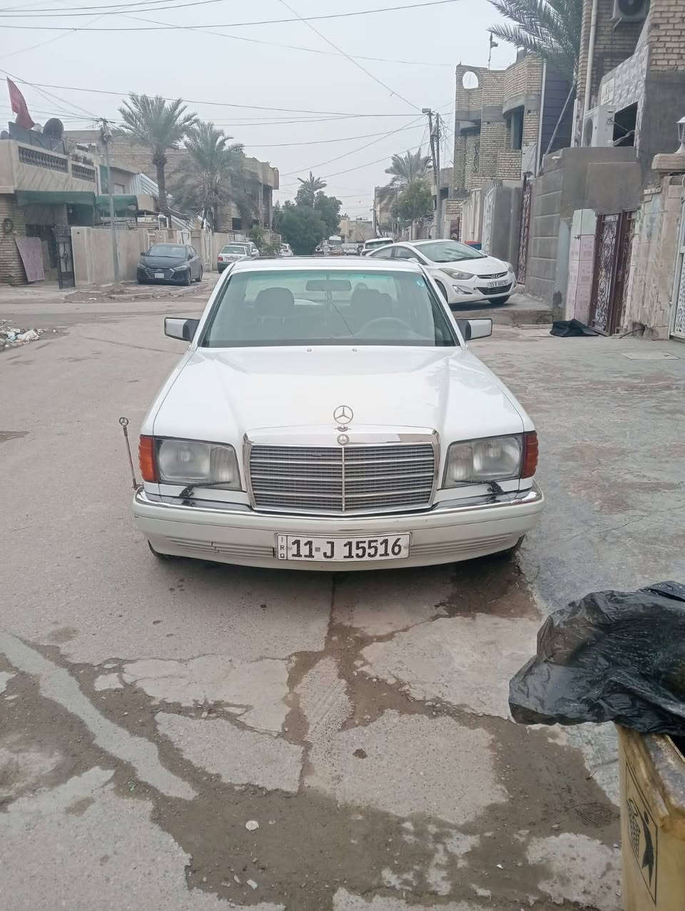 سلام عليكم مرسيدس موديل 1988 كلش نضيفة مصبوغة عام جمالية تبريد شغال فول رقم جديد و باسمي الاستفسار ***********
