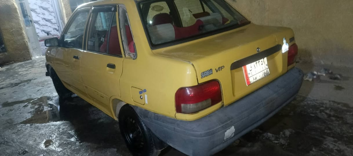 سايبه موديل 13سياره نضيفه كفاله من مكينه وكير وكهربائة بيه بس جاملق امبدل حسب لون سياره باقي الكشر كله نضيف وتبريد شغال بس نغصه غاز سياره جاهزه غرمات مصفره شرط تحويل سعر 32 وبيه مجال   شي قليل مكان سياره بغداد بسمايه ***********تواصل
