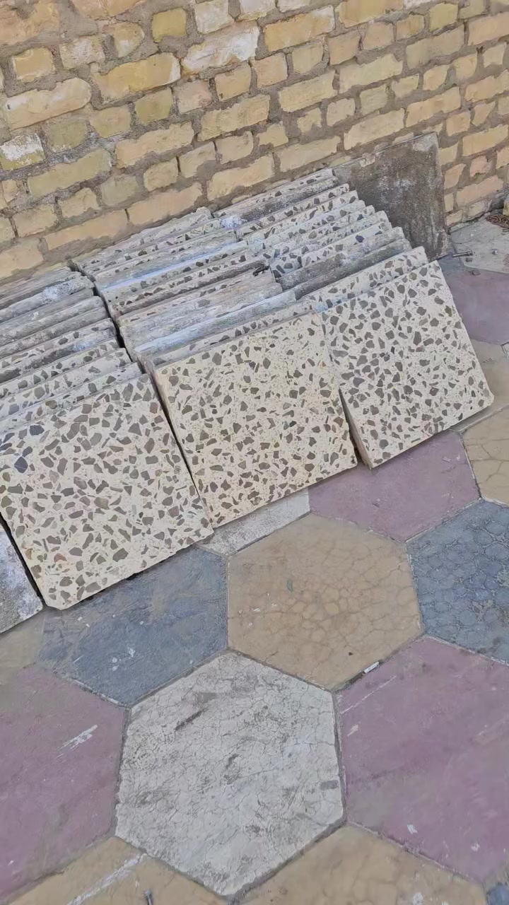 تواصل عل هذا الرقم 
‏‪***********‬‏
ابو فهد المقاولات والتفليش الدور 

نمير عبد الله الجميلي
