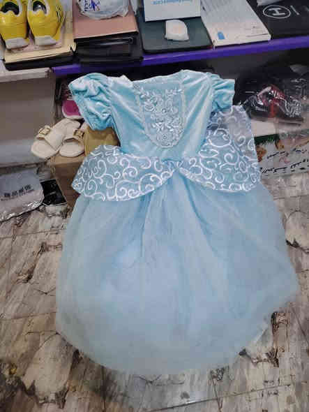 غراض امزون اروبي اصلي عنوانه ميسان *********** واتساب
ملابس نسائية
