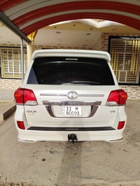 لاندگروز • ٢٠١٥ • مشي ١١٢٠٠٠