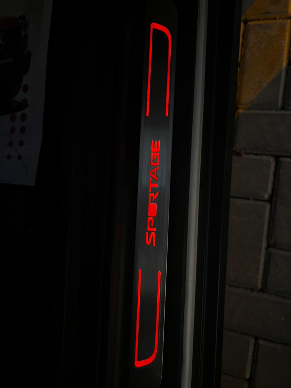 السلام عليكم
سبورتج 2021   EX 2400gdi

المواصفات :
بانوراما 
بصمه 
كشنات تدفئه تبريد
اناره داخليه بلاد
صندوق خلفي كهرباء
حساس امامي خلفي
رادر امامي+جانبي
سترين كهرباء
3وضعيات قياده
فور ويل
شاشه كبيره تدعم كار بلي
سستم صوت سماعات هارمن گاردن
السياره حادثه موضح بالصور
السعر 190 
ماشيه 55 الف ميل
مكانه بغداد حي الجهاد
الاتصال ***********
