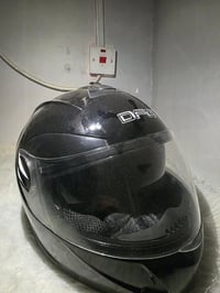 خوذة • للبيع • فيها مجال