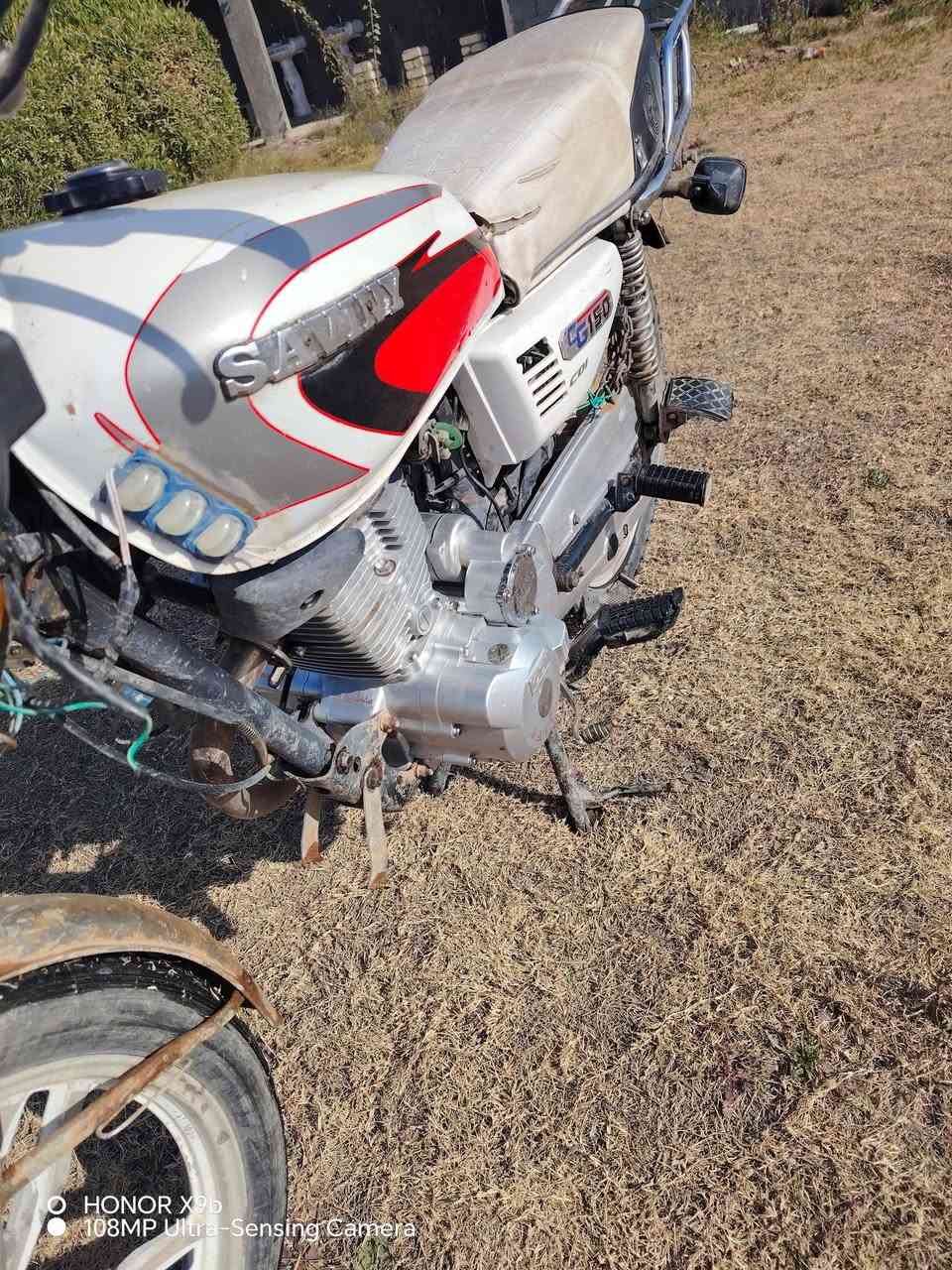 سلام عليكم دراجه يراني موديل 2021سفان خمسه كير سعر 550 مكان الطيفيه
*********** نتصال عله هاذه رقم
