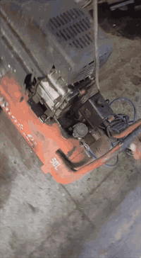 سلام عليكم  شباب ابيع فحم     كمبريسر ب 35
مكينه 65 الف 
***********
