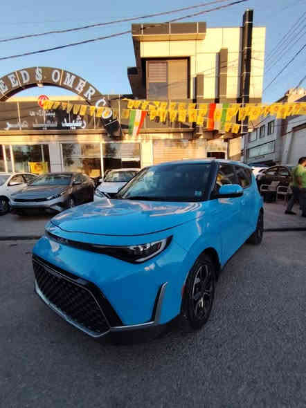 🚗 كيا صول سمائي – موديل 2023
🔹 فول مواصفات
🔹 عدّا البصمة 
🔹 السيارة حادث بابين وجاملغ
💰 السعر: 165 (قفل)
📞 للاستفسار:
***********
أبو شمس المحمداوي
