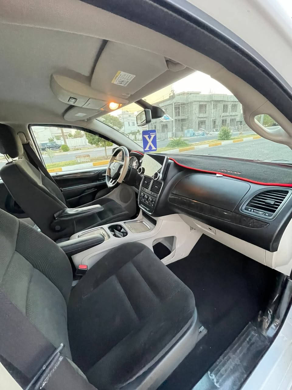 دوج كرفان  موديل 2019 كلين بدون صبغ كلين أي استفسار اتصل على رقم ***********
