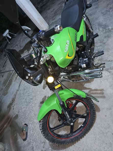 دراجة سونك ماكس
مكان الوجيهية 
السعر 900 بي مجال للطيبين 
ماشي 4000
تواصل على رقم 
***********
