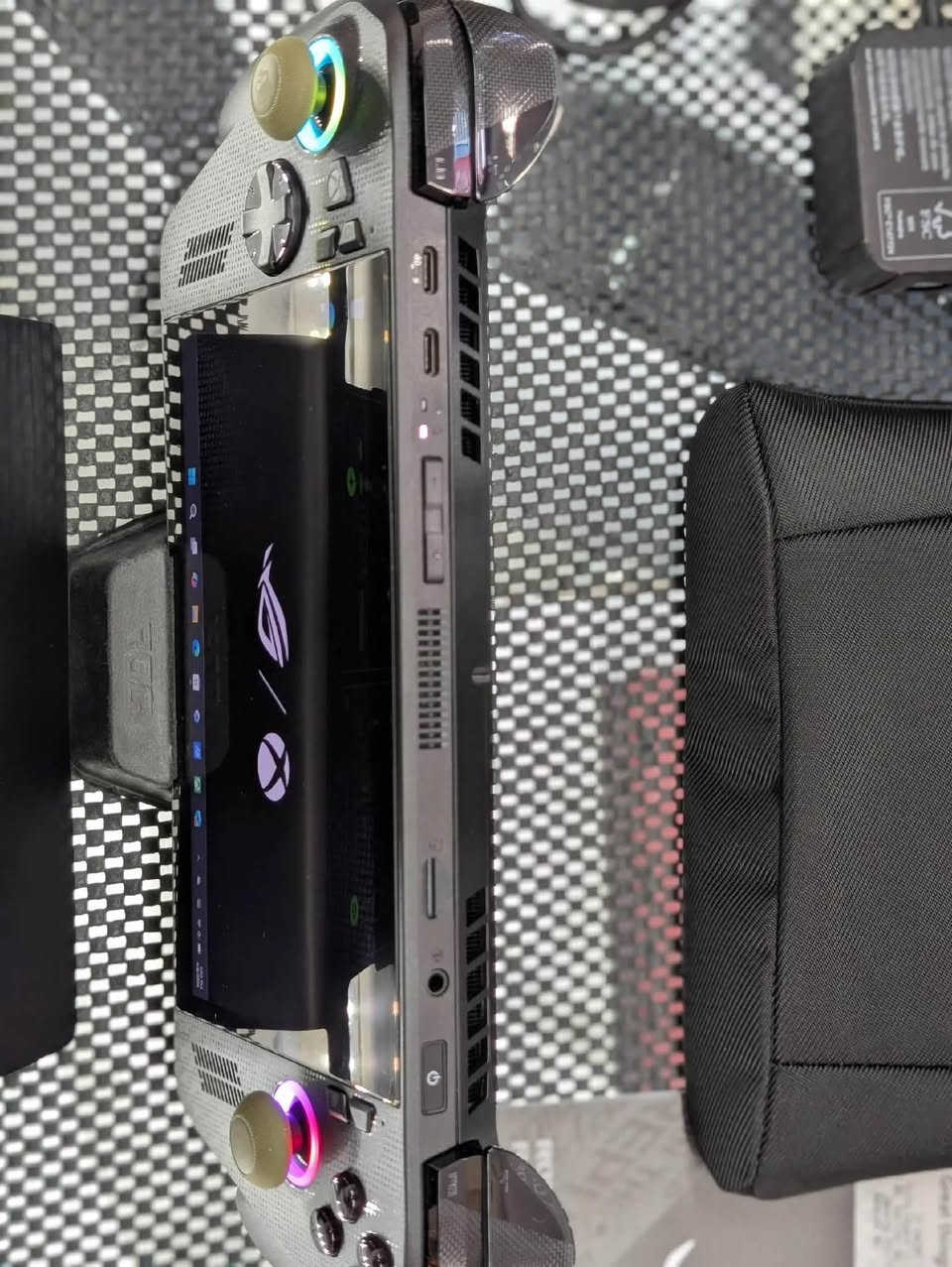 Rog ally x
بطارية 100 كامل الملحقات جهاز اوبن بوكس فقط 

ب مليون و 270 الف


**إذا كنت صاحب هذا الإعلان وتريد حذفه لأي سبب، رجاءا أرسل رسالة إلى الدعم الفني**