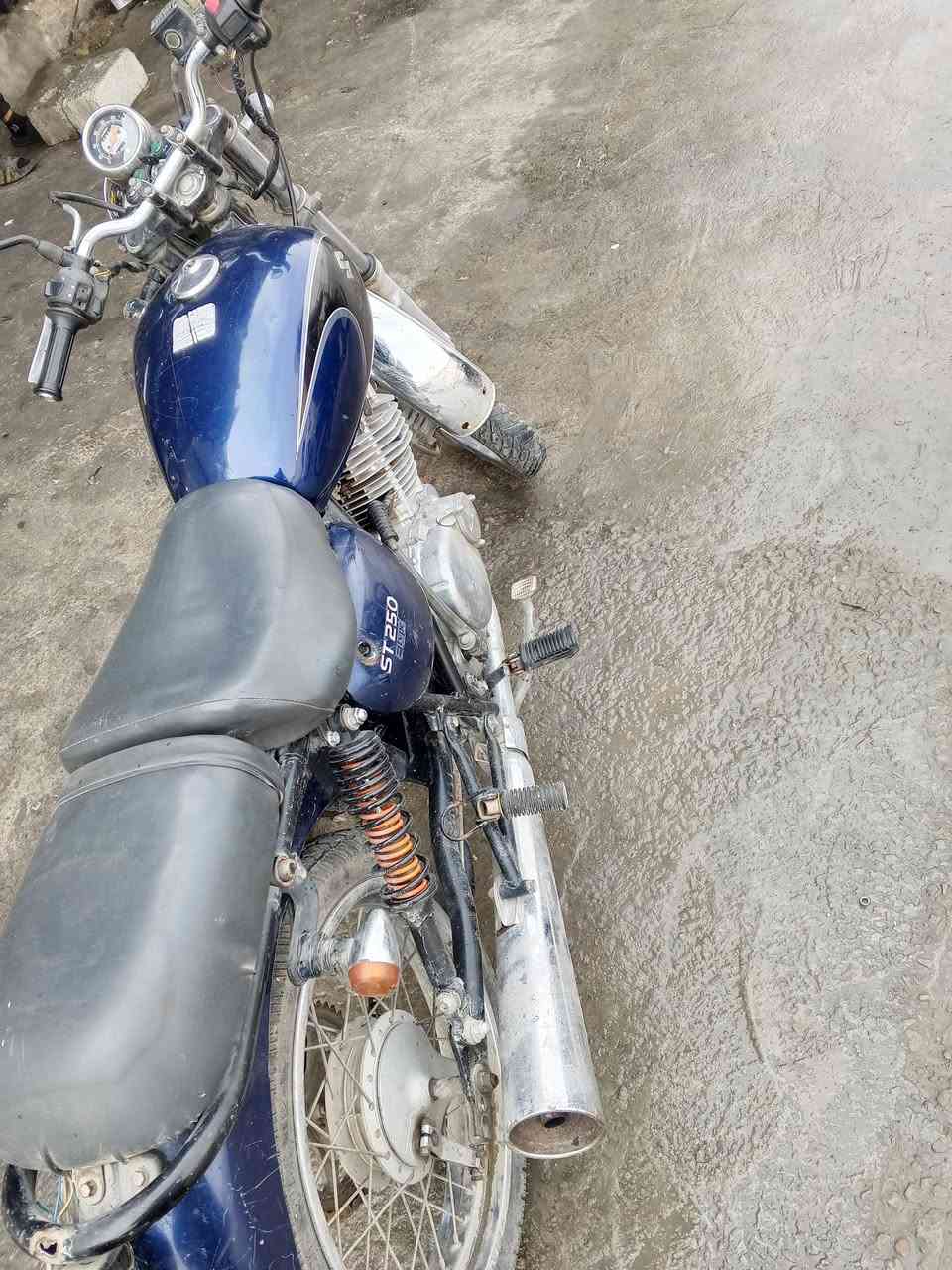 سلام عليكم
سازوكي اس تي250للبيع او مراوس


**إذا كنت صاحب هذا الإعلان وتريد حذفه لأي سبب، رجاءا أرسل رسالة إلى الدعم الفني**