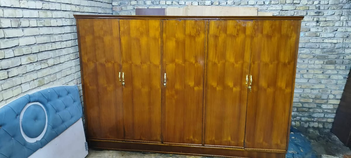 كنتورابو ٥ صاج وميز مرايه وزاويه متواجد علخاص اكو توصيل رقمي ***********ابو جود سعره ٢٥٠ قفل كاملات صبغ تلميع جديد يدات جدد قفاله جدد
